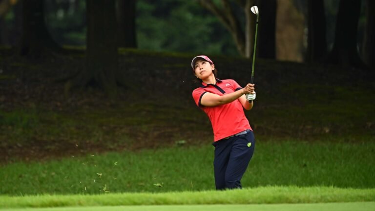 How To Pitch A Golf Ball